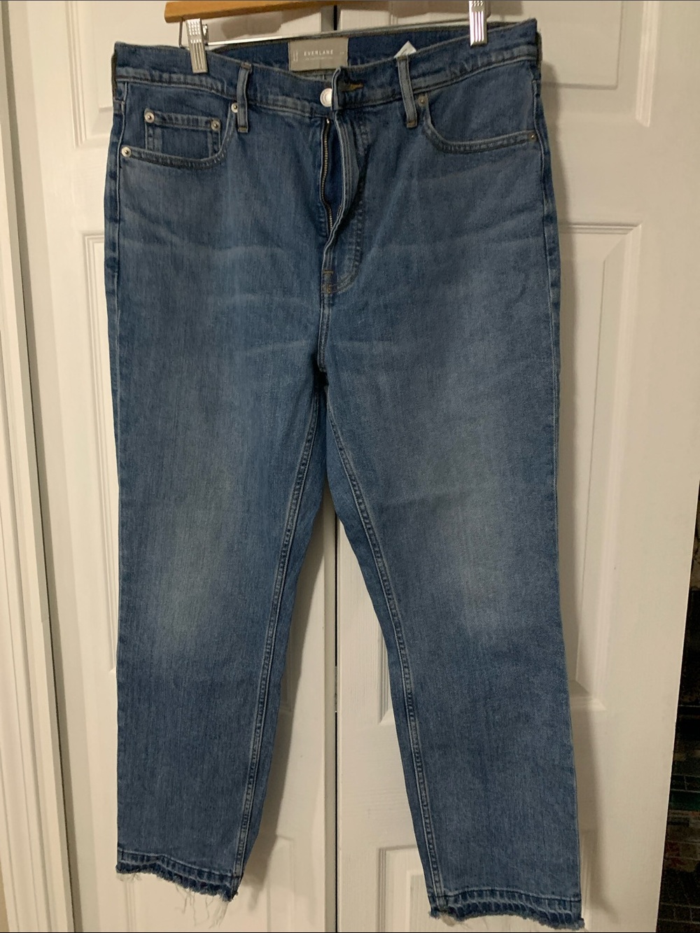Everlane Women’s Medium Blue Cropped Jeans